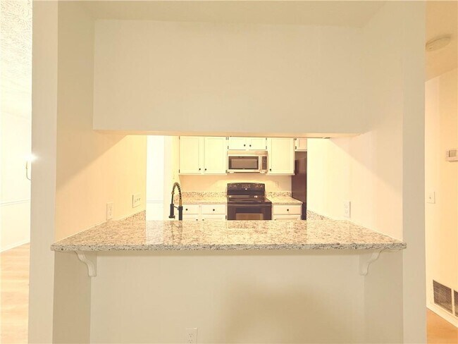Building Photo - 1405 Tuxworth Cir