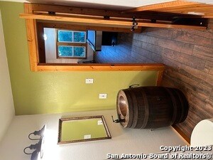 Building Photo - 707 Faurie Rd