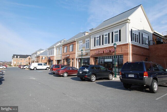 Building Photo - 12962 Clarksburg Square Rd