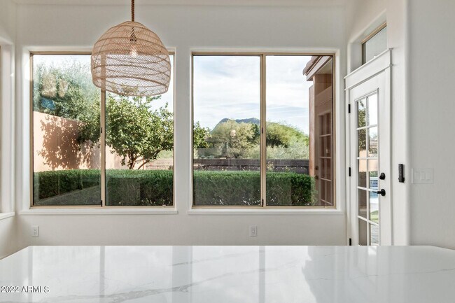 Building Photo - 13761 E Lupine Ave