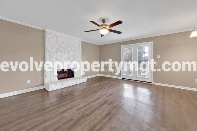 Building Photo - 1170 Simmonsridge Dr