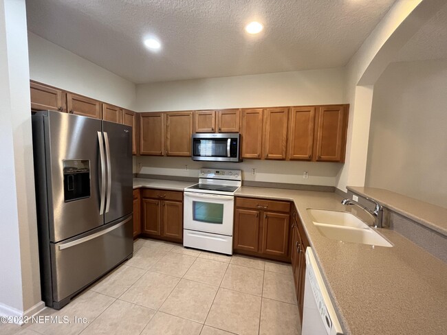 Building Photo - 1590 Calming Water Dr