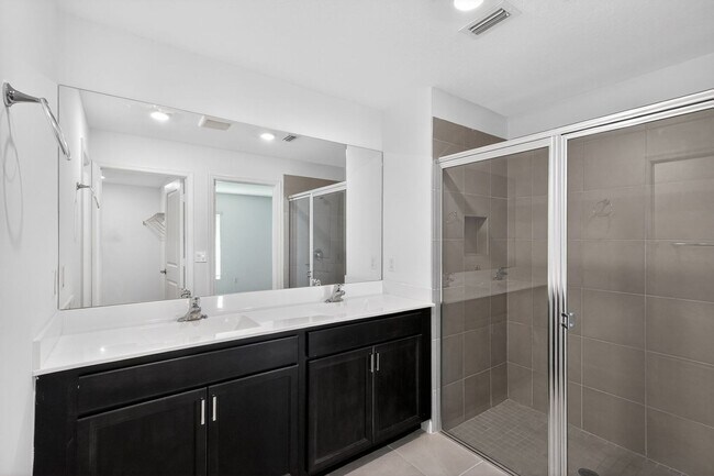 Building Photo - Modern home in Bent Creek Community