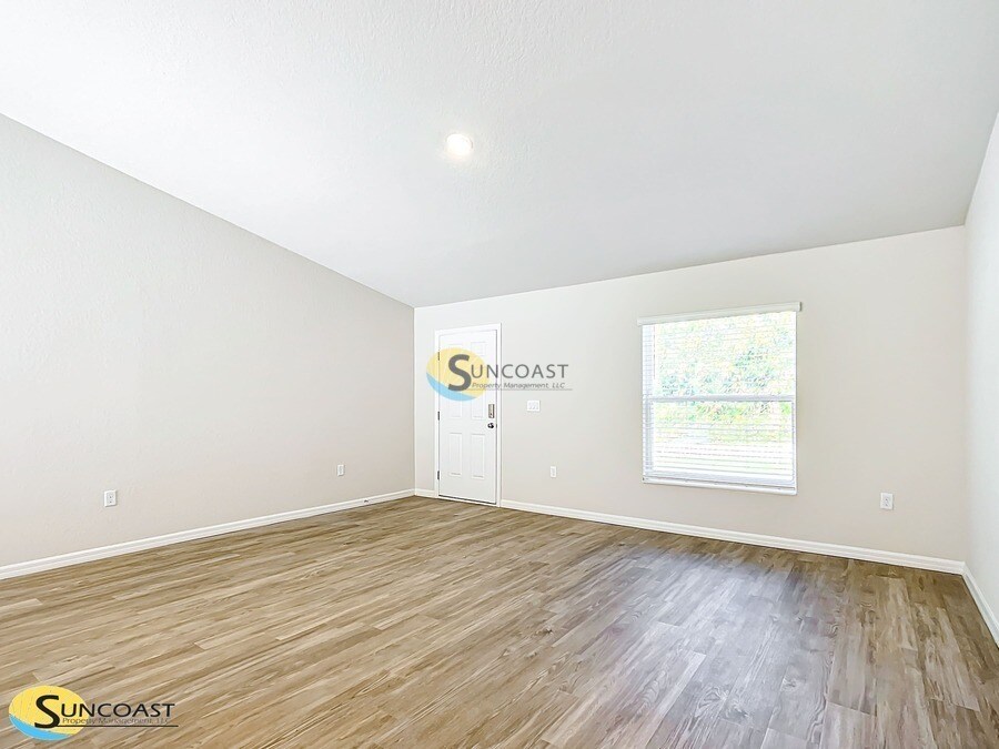 Building Photo - 6763 E Gurley St