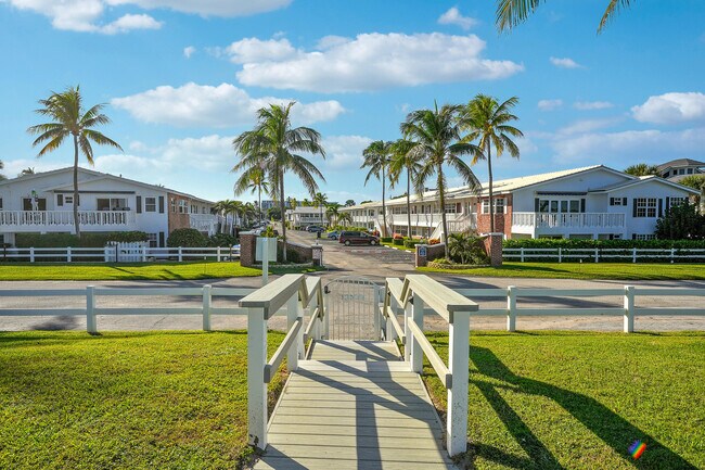 Building Photo - 5505 N Ocean Blvd