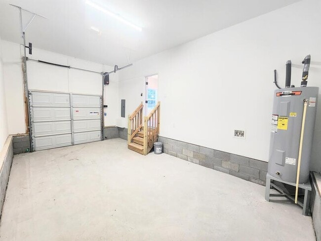 Building Photo - 4859 Town Point Road