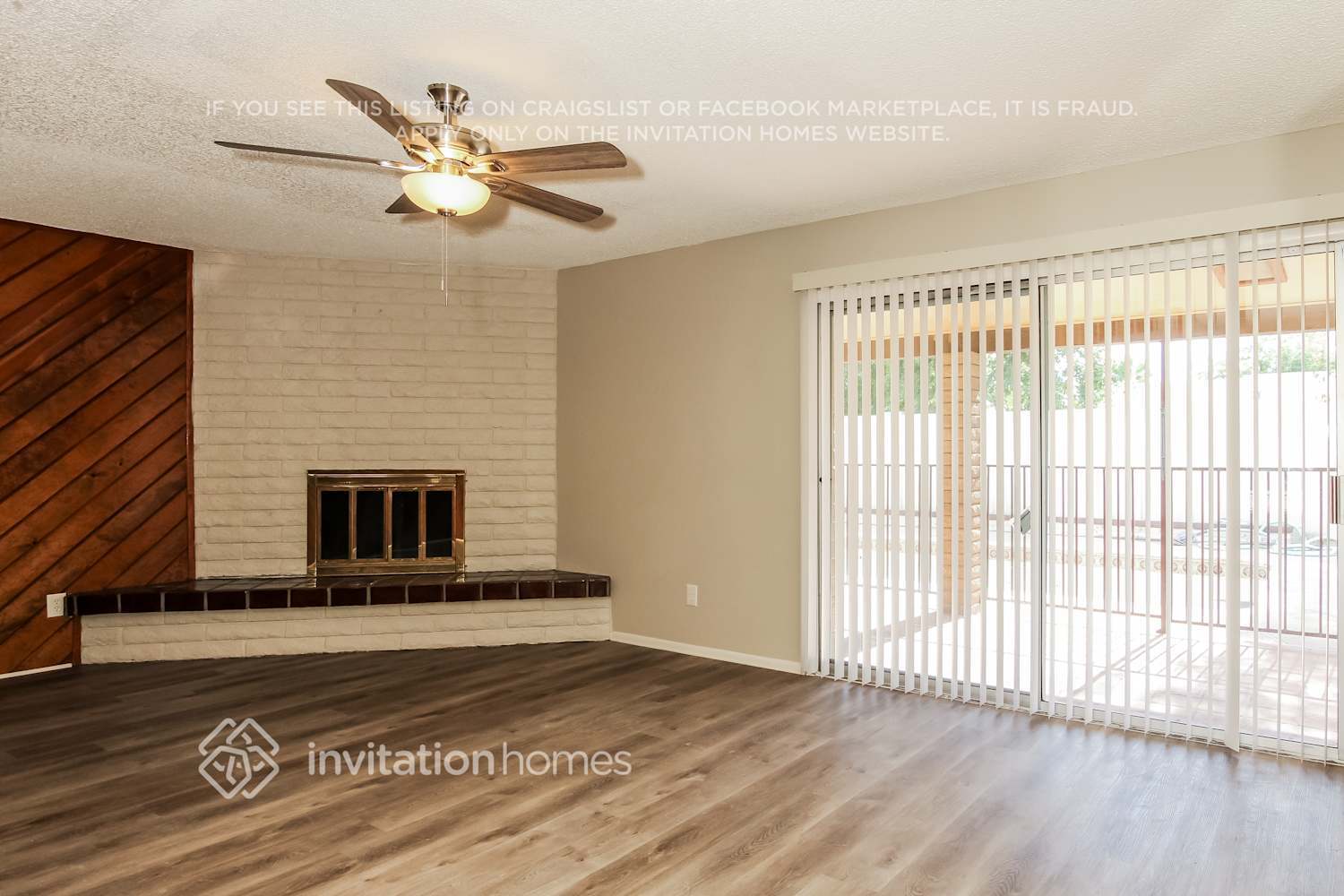 Building Photo - 4507 W Gardenia Ave