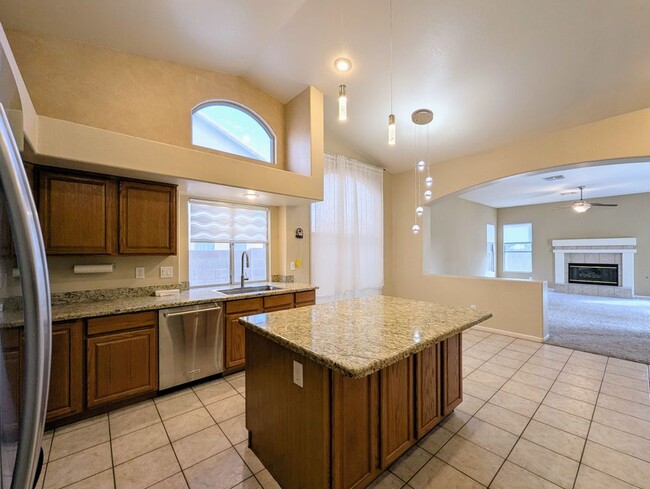 Building Photo - 12417 W Encanto Blvd