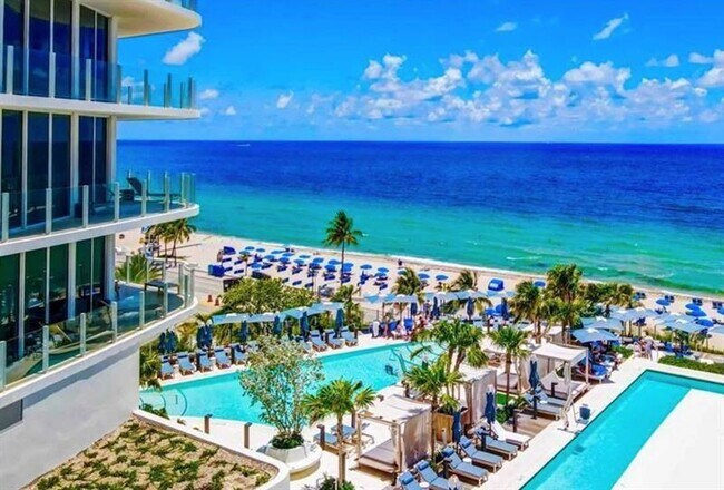 Building Photo - 525 N Fort Lauderdale Beach Blvd