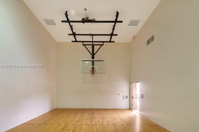 Building Photo - 313 Villa Cir