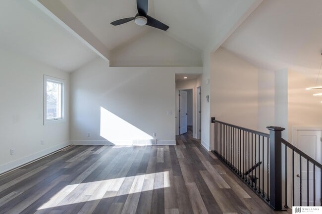 Building Photo - 14711 Borman St