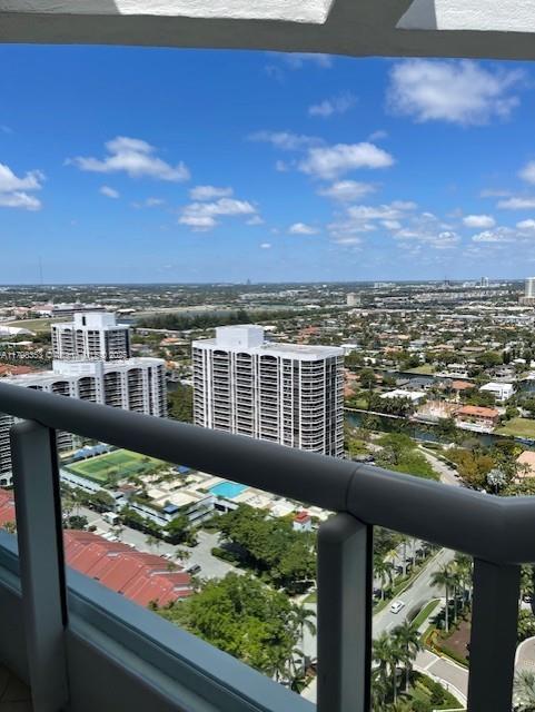 Building Photo - 21055 Yacht Club Dr