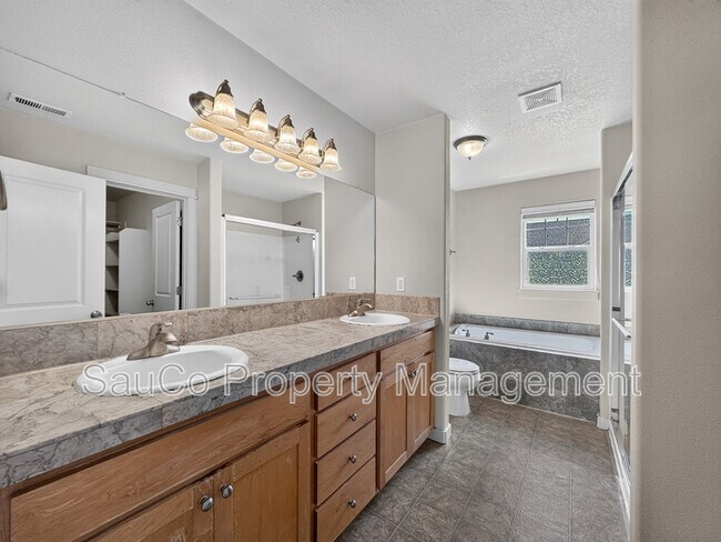 Building Photo - 5073 NW 149th Terrace