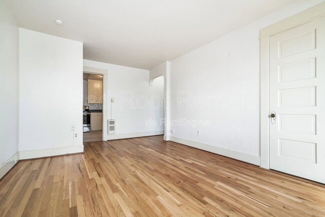 Building Photo - 1301-1311 6th Avenue