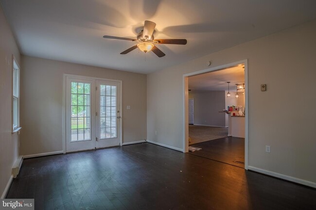Building Photo - 309 Old Shady Grove Ln