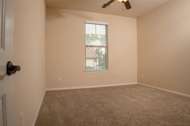 Building Photo - 4702 Preserve Park Dr