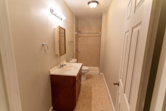 Building Photo - 161 Pope St