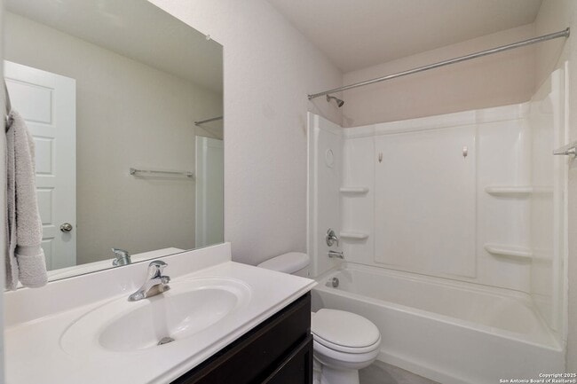 Building Photo - 7043 Diamond Vly