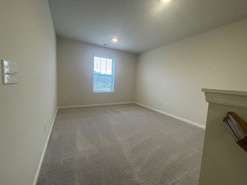 Building Photo - 1720 Manuka Ln