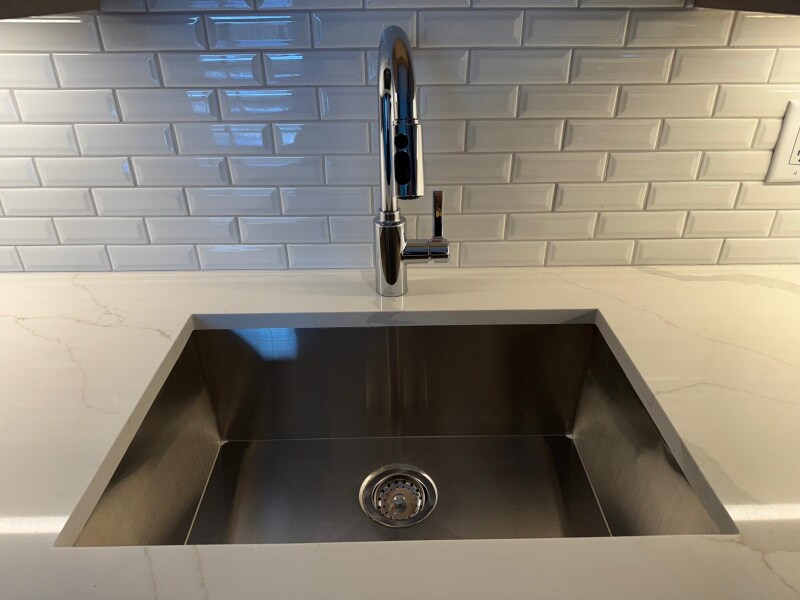 Building Photo - 580 North Ave