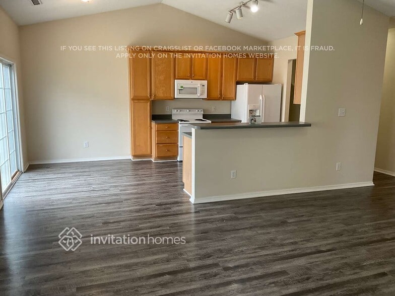 Building Photo - 5512 Alafia Ct