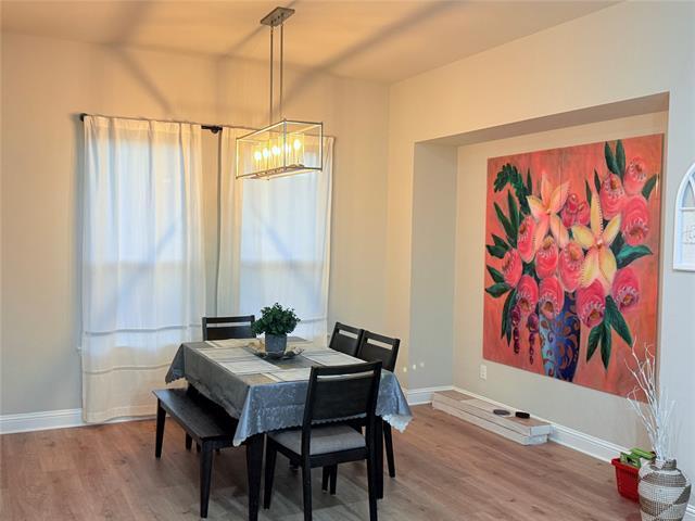 Building Photo - 208 Hardwood Trl