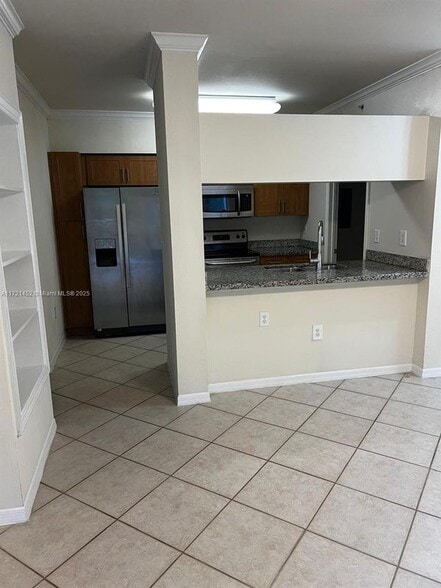 Building Photo - 6482 Emerald Dunes Dr