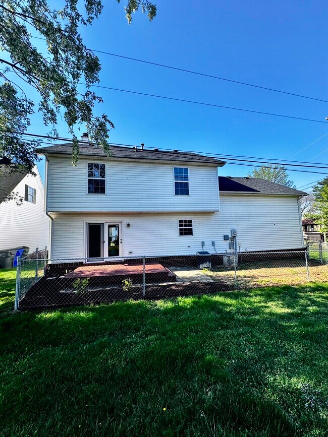 Building Photo - 2469 English Station Dr