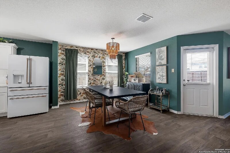 Building Photo - 10019 Bur Sedge