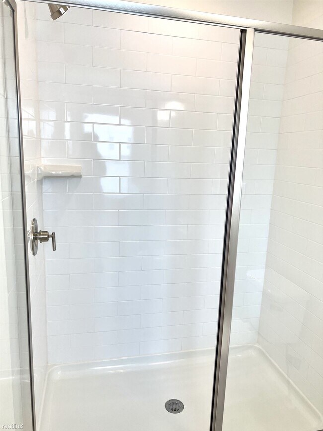 Building Photo - 2 br, 2.5 bath Townhome - 911 Ambient Way