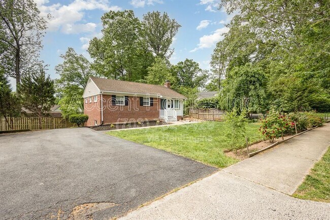 Building Photo - 7329 Marc Dr