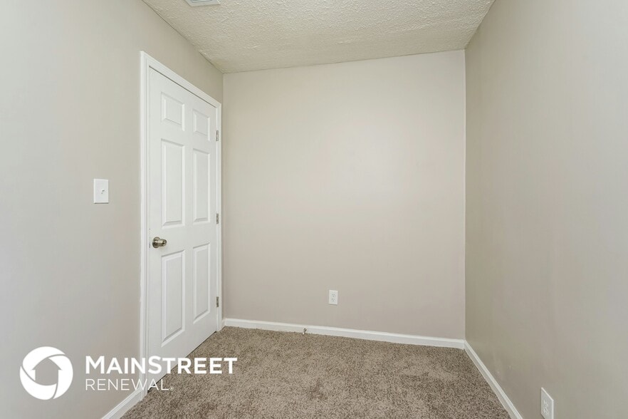 Building Photo - 3622 W Jefferson St