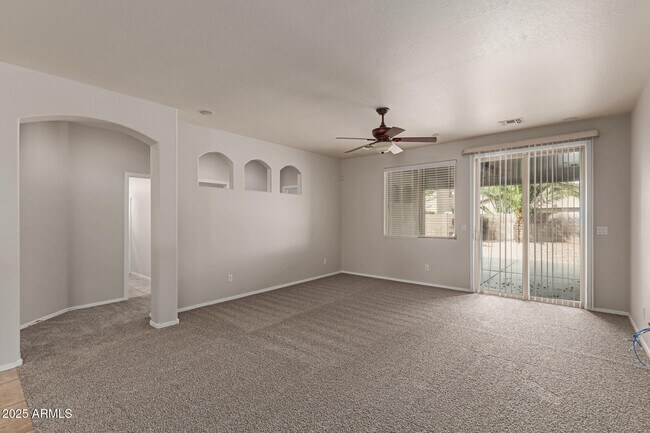 Building Photo - 42374 W Avella Dr