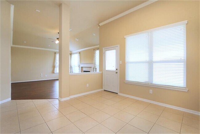 Building Photo - 6815 Clemson Ln