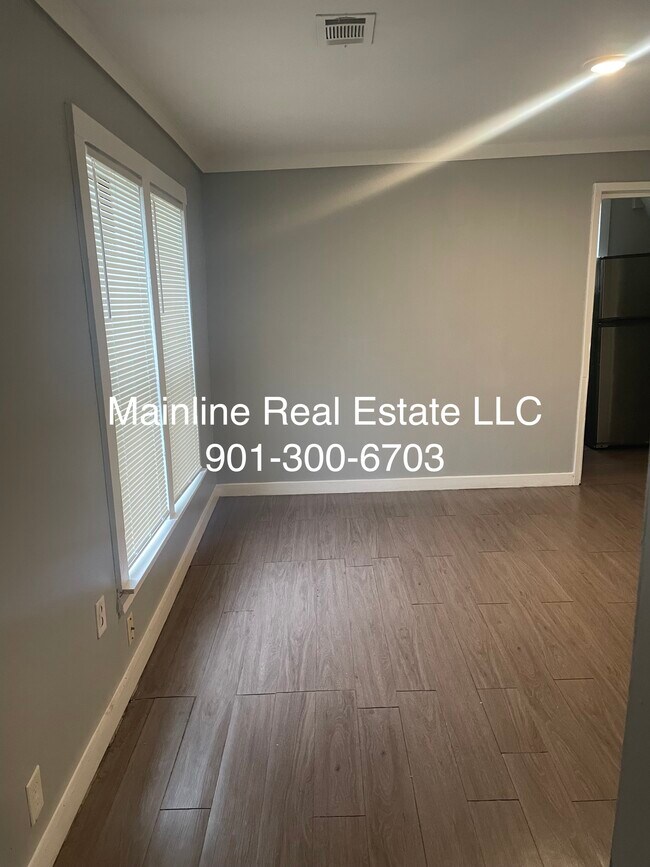 Building Photo - 2932 Hale Ave