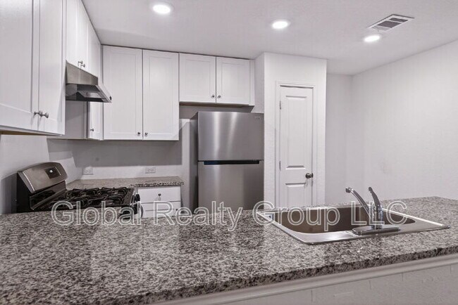 Building Photo - 5832 Forenoon Dr