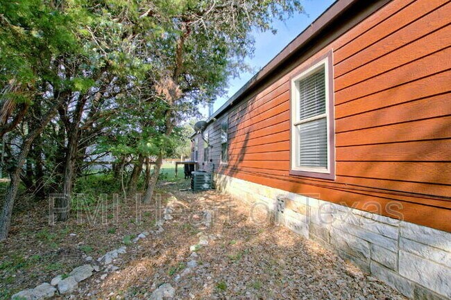 Building Photo - 631 Co Rd 270