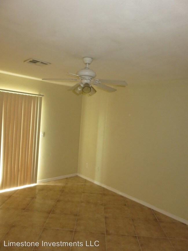 Building Photo - 1804 Lewis Ave