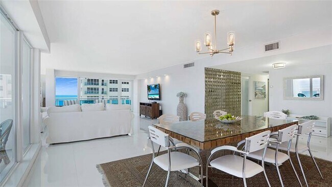 Building Photo - 3430 Galt Ocean Dr