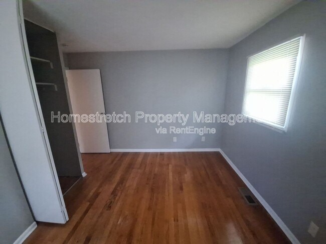 Building Photo - 1354 Cabrillo Dr
