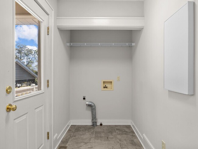 Building Photo - Downtown Greer Charmer: Spacious 3-Bed, 2 BA Home with Screened Porch, Carport & Hardwoods, NO AP...