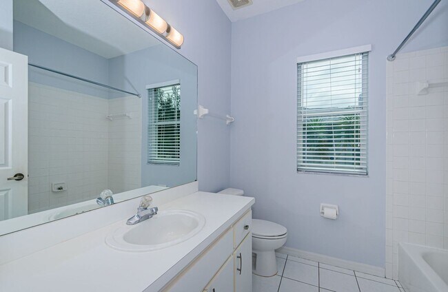 Building Photo - Pool Home in Trinity!