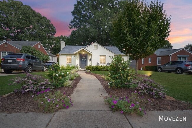 Building Photo - 1704 Dearmon Dr