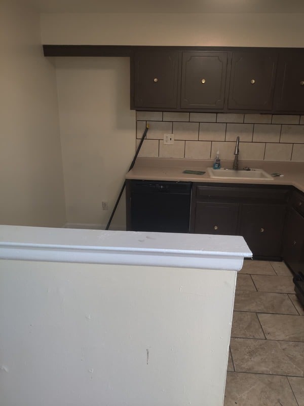 Building Photo - 2721 S 76th St