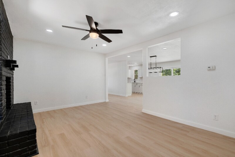 Building Photo - 1414 Timberlake Cir