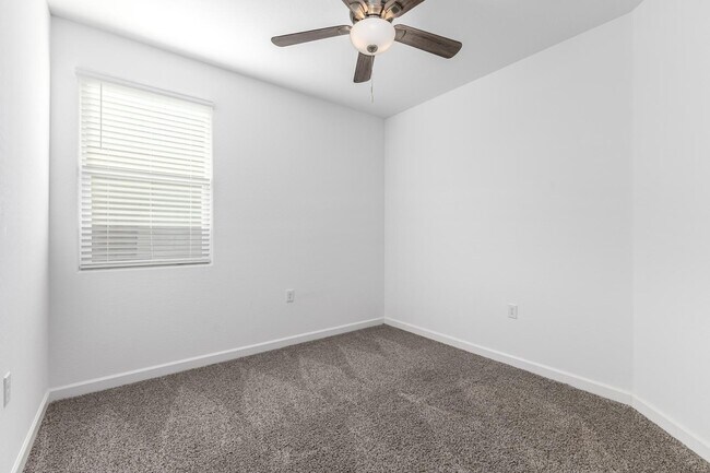 Building Photo - 3241 W Shanley Ave