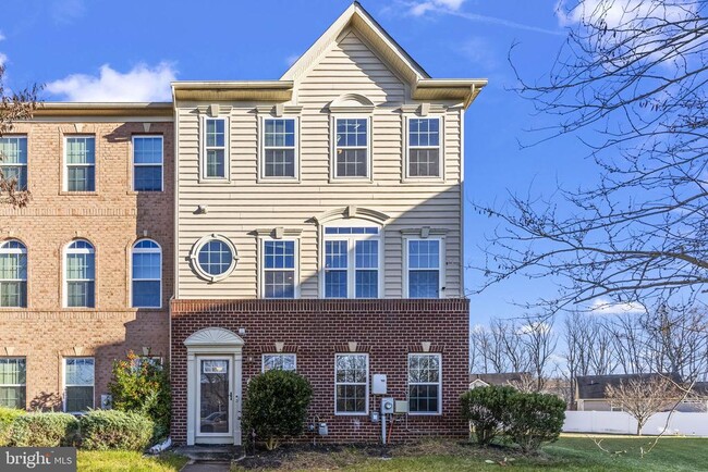 Building Photo - 3321 Tianna Way