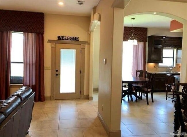 Building Photo - 35 Fairmont Ave