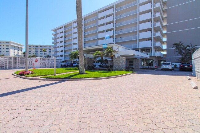 Building Photo - ** 2/2 ON THE BEACH CONDO WITH SPECTACULAR...