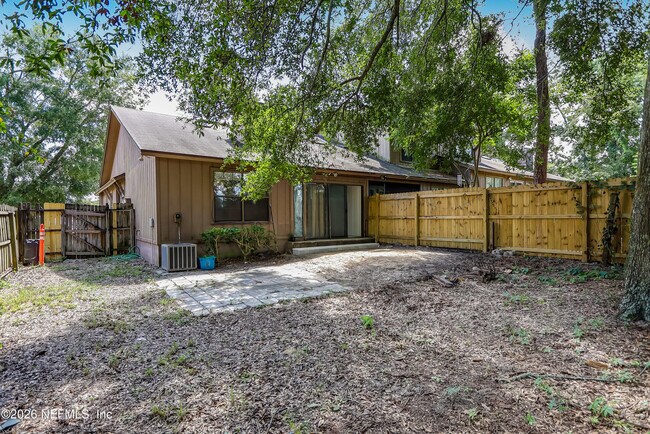 Building Photo - 3476 Raymur Villa Dr